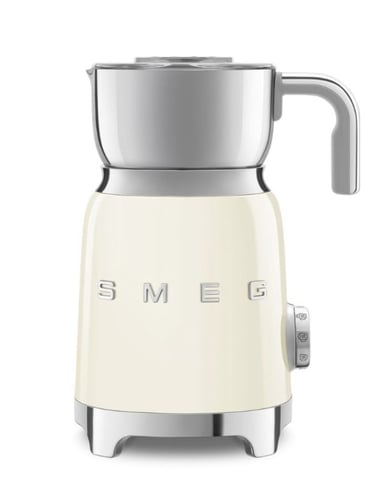 صانع رغوة حليب smeg