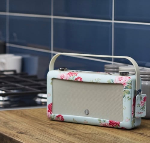 راديو ومكبر صوت