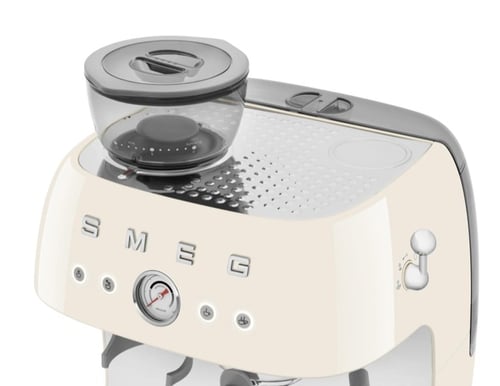 جهاز قهوة 3 smeg
