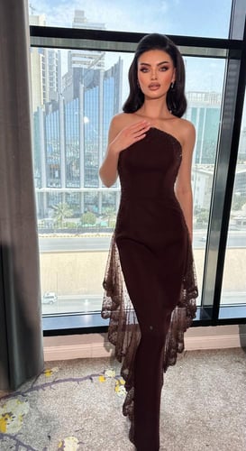 فستان بني بشك كامل