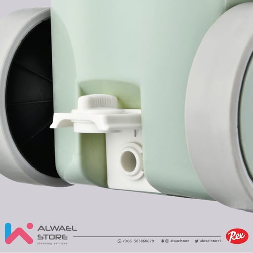طقم دلو نظافة بعجل