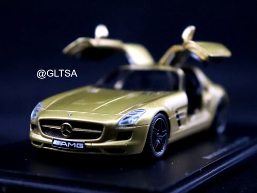 Mercedes-Benz SLS AMG Gold 1:43 Spark S1023