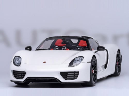 Porsche 918 Spyder Weissach Package White with Red...