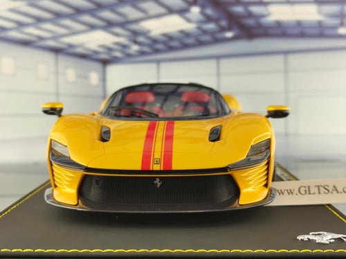 Ferrari Daytona SP3 Icona Series Giallo Tristrato...