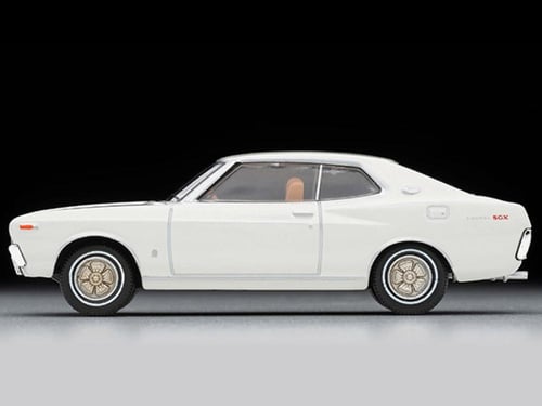 Nissan Laurel Hardtop 2000SGX White 1:64 Tomytec L...