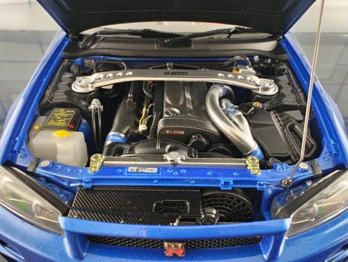Nissan Skyline GT-R (R34) Z-tune Bayside Blue 1:18...