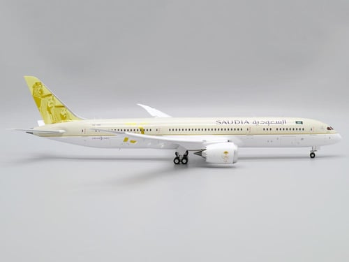 Saudi Arabian Airlines Boeing 787-9 75th Years Liv...