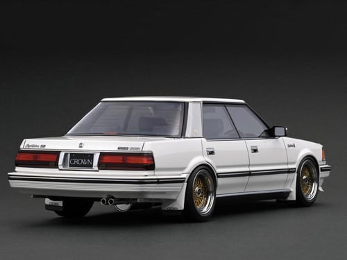 Toyota Crown 3.0 Royal Saloon G (120) White 1:18 I...