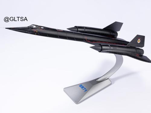 Lockheed Martin SR-71A Blackbird USAF 1:72 Air For...