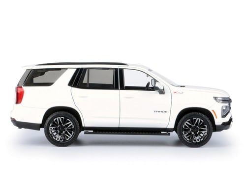 Chevrolet Tahoe Z71 "Timeless Legends" White 1:24...
