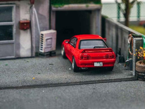 Nissan Skyline GT-R (BNR32) Red 1:64 Tarmac Works...