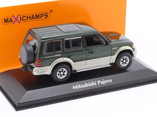 Mitsubishi Pajero LWB 1991 Green Metallic 1:43 Min...