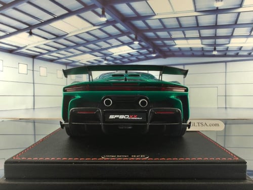 Ferrari SF90 XX Stradale Green 1:18 Resin Car Mode...