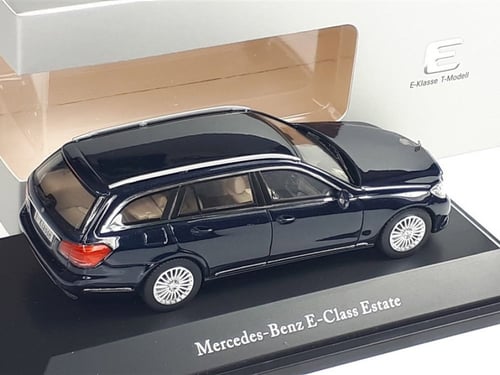 RARE Mercedes-Benz E-Class T-Modell (S212) Canvasi...