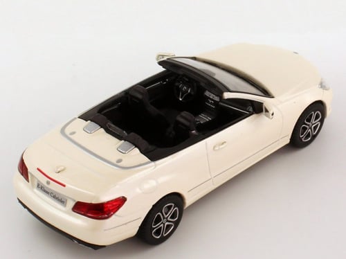 RARE Mercedes-Benz E-Class Cabriolet (A207) Diamon...