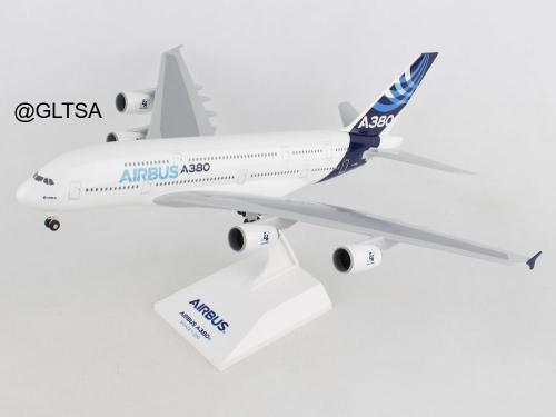 Airbus House Colors Airbus A380-800 1:200 SkyMarks...