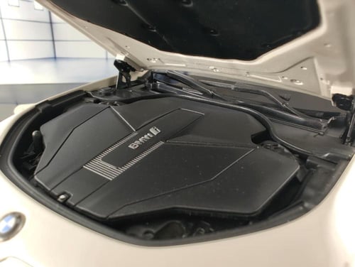 BMW i7 White Metallic 1:18 Minichamps 110023200