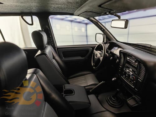 Toyota Land Cruiser Car Set 1:18 Old School Models...