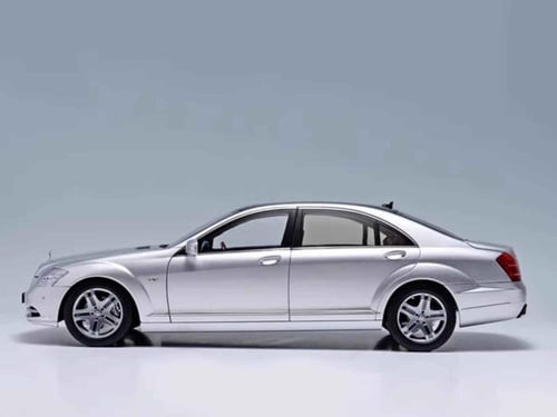 Mercedes-Benz S-Class S600L (W221) Iridium Silver...