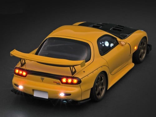 INITIAL D Mazda RX-7 (FD3S) Yellow with LED light...