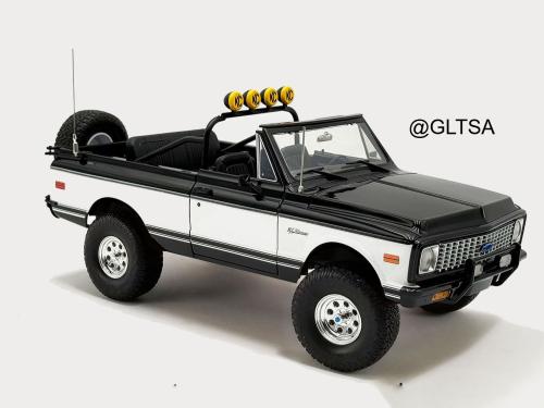 Chevrolet Blazer K5 1971 Classic Tuxedo Black & Wh...