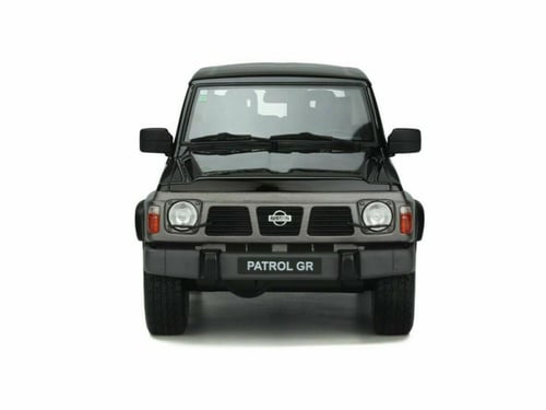 RARE PRE-OWNED Nissan Patrol GR Black / Silver 1:1...