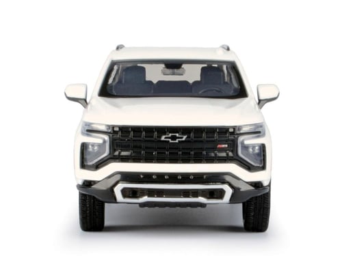 Chevrolet Tahoe Z71 "Timeless Legends" White 1:24...