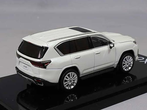 Lexus LX600 Executive Sonic Quartz (White) 1:64 Ho...