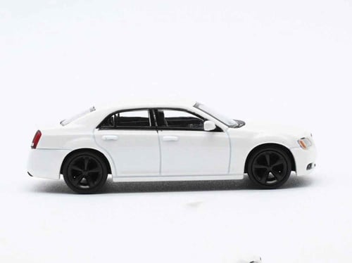 Chrysler 300c Pearlescent White 1:64 596 Model LIM...