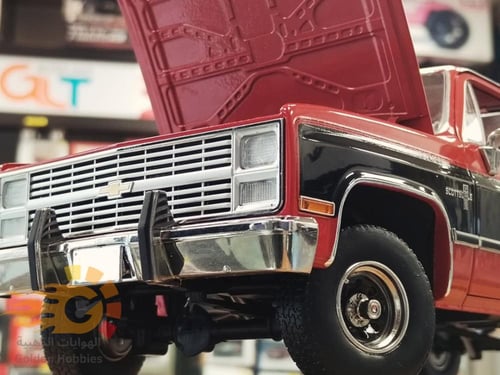 Chevrolet K10 Scottsdale 1984 Apple Red & Midngiht...