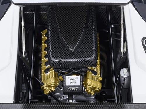 Lamborghini Diablo GTR Impact White 1:18 AUTOart 7...
