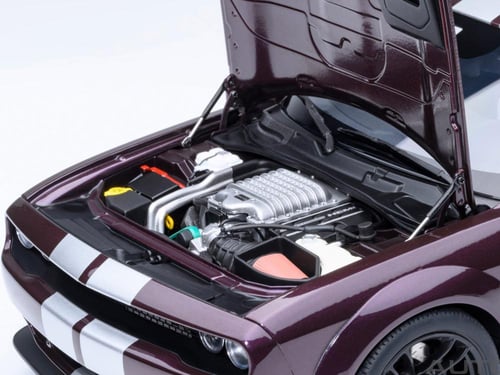 Dodge Challenger SRT Jailbreak Hellraisin (Purple)...