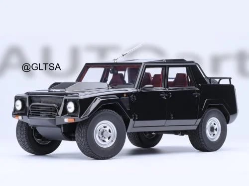 PRE-ORDER (4 Weeks) Lamborghini LM002 Nero Tenebre (Black) 1:18 AUTOart 74550