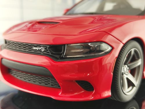 RARE DODGE CHARGER SRT HELLCAT TORCH RED 1:18 GT S...