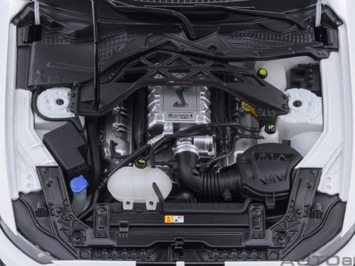 Ford Mustang Shelby GT500 Oxford White 1:18 AUTOar...