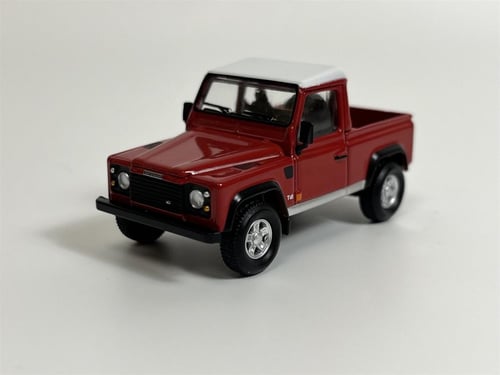 Land Rover Defender 90 Pickup Masai Red 1:64 MINI...
