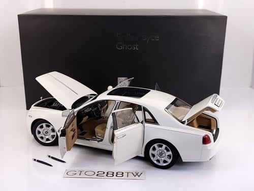 RARE PRE-OWNED with NOTES Rolls-Royce Ghost Englis...