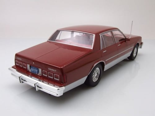 RARE Chevrolet Caprice 1985 Dark Red 1:18 MCG MCG1...