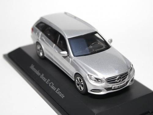 RARE Mercedes-Benz E-Class (W213) T-Modell Silver...