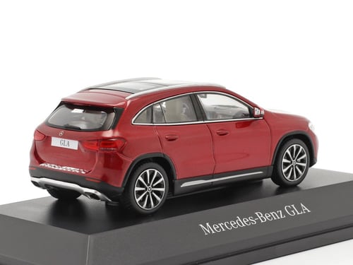 RARE Mercedes-Benz GLA-Class (H247) Designo Patago...