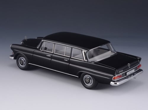 RARE Mercedes-Benz 200 (W110) Binz Lang 1965 Black...