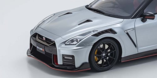 RARE Nissan GT-R NISMO R35 Silver Limited to 700 1...