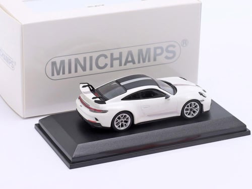 Porsche 911 (992) GT3 Carrera White Metallic 1:64...
