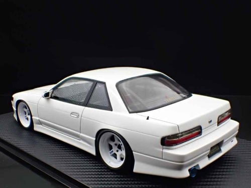 Vertex Nissan Silvia S13 White 1:18 Ignition Model...