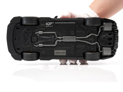 Ford Shelby Mustang Supersnake Race Red 1:18 GT Sp...