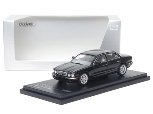 Jaguar XJ6 (X350) Ebony Black 1:64 Almost Real 610...