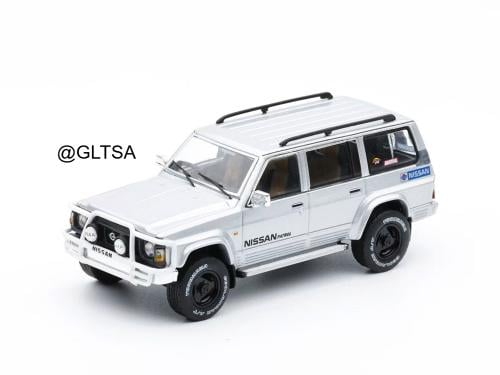 Nissan Patrol GR (Y60) LHD SILVER 1:64 Shadow Pro KS-079-645