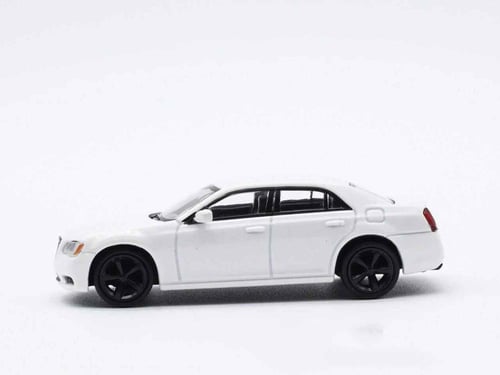 Chrysler 300c Pearlescent White 1:64 596 Model LIM...