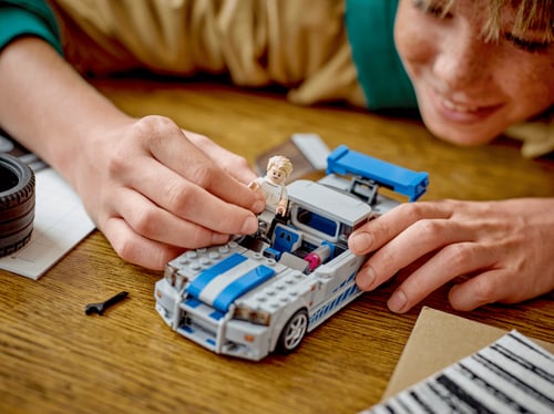 2 Fast 2 Furious Nissan Skyline GT-R (R34) LEGO® S...