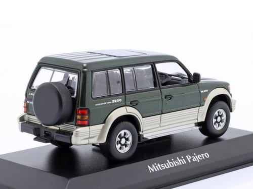 Mitsubishi Pajero LWB 1991 Green Metallic 1:43 Min...